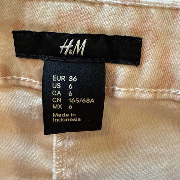 H&M Women's Size 6 Cheetah Leopard Print Skinny Jeans Pants Pink‎ - Picture 6 of 8